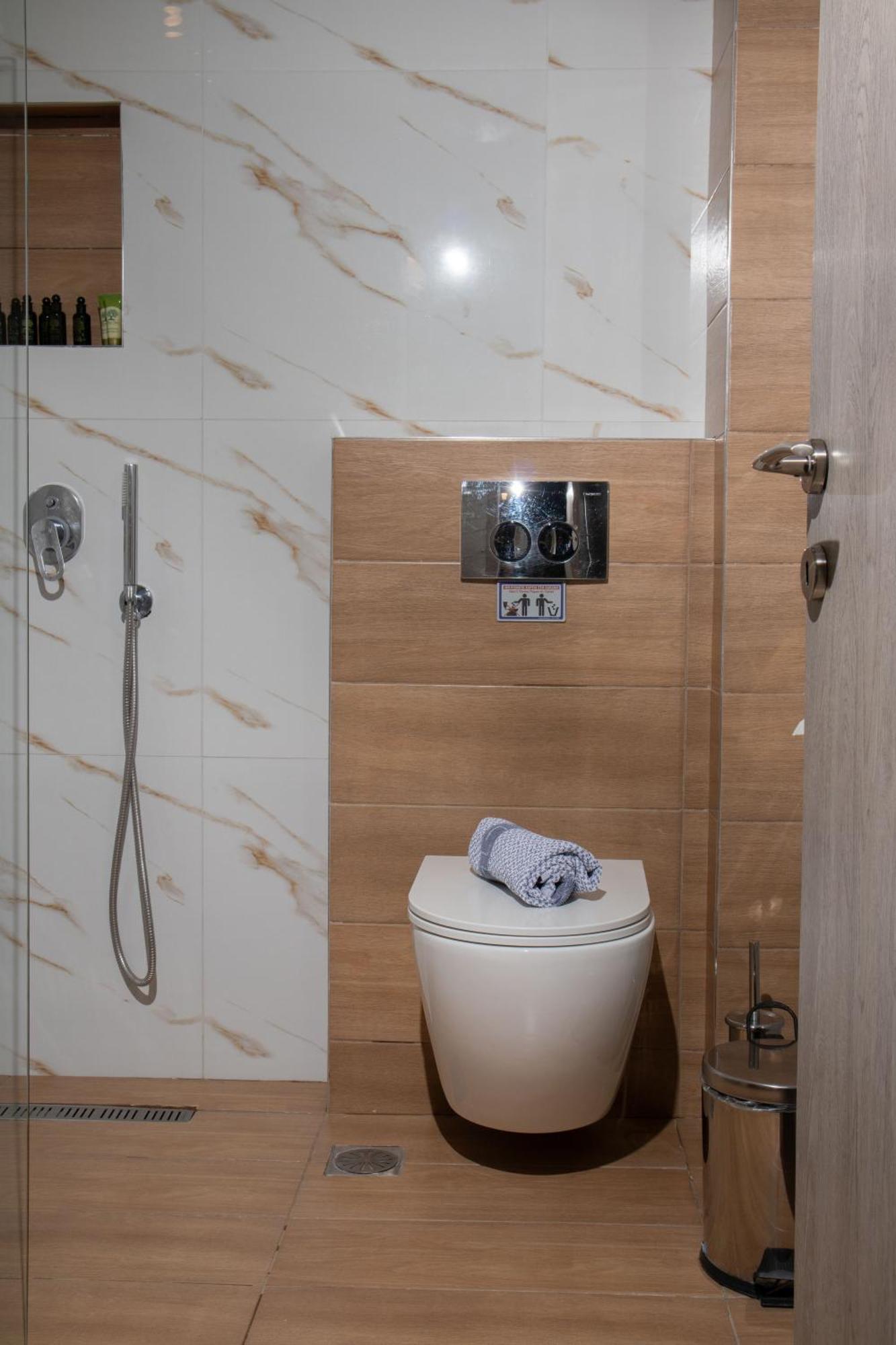 ניקיטי Acta Luxury Rooms מראה חיצוני תמונה